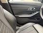 BMW 3-Serie Touring 320i Executive Edition - Carplay Virtual Cruise