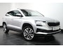 Skoda Karoq 1.5 150PK DSG Selection | Achteruitrijcamera | Climate Control | Navigatie | Stoelverwarming voor | Elektrisch wegklapbare trekhaak