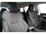 Skoda Karoq 1.5 150PK DSG Selection | Achteruitrijcamera | Climate Control | Navigatie | Stoelverwarming voor | Elektrisch wegklapbare trekhaak