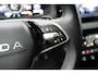 Skoda Karoq 1.5 150PK DSG Selection | Achteruitrijcamera | Climate Control | Navigatie | Stoelverwarming voor | Elektrisch wegklapbare trekhaak