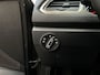 Volkswagen T-Roc 1.5 TSI 150pk DSG Style Camera Navigatie Stoelverwarming DAB+