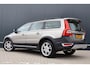 Volvo XC70 3.2 Summum 238pk 6-cilinder | NL-auto | Trekhaak | Keyless Entry / Start | | Adaptieve cruise control | Leer | Stoelverwarming