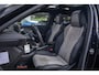 Peugeot e-2008 EV GT Pack 50 kWh | (Elektrisch) panorama-dak | Cruise adaptief | Camera | Apple Carplay/Android Auto | Lederen/alcantara bekleding | Stoel verwarming | Keyless | Digitaal dashboard | Achteruitrijcamera | Apple Carplay/Android Auto|telefoonintegratie premium | Cruise control adaptief met Stop&Go en stuurhulp