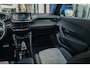 Peugeot e-2008 EV GT Pack 50 kWh | (Elektrisch) panorama-dak | Cruise adaptief | Camera | Apple Carplay/Android Auto | Lederen/alcantara bekleding | Stoel verwarming | Keyless | Digitaal dashboard | Achteruitrijcamera | Apple Carplay/Android Auto|telefoonintegratie premium | Cruise control adaptief met Stop&Go en stuurhulp