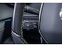 Peugeot e-2008 EV GT Pack 50 kWh | (Elektrisch) panorama-dak | Cruise adaptief | Camera | Apple Carplay/Android Auto | Lederen/alcantara bekleding | Stoel verwarming | Keyless | Digitaal dashboard | Achteruitrijcamera | Apple Carplay/Android Auto|telefoonintegratie premium | Cruise control adaptief met Stop&Go en stuurhulp