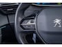 Peugeot e-2008 EV GT Pack 50 kWh | (Elektrisch) panorama-dak | Cruise adaptief | Camera | Apple Carplay/Android Auto | Lederen/alcantara bekleding | Stoel verwarming | Keyless | Digitaal dashboard | Achteruitrijcamera | Apple Carplay/Android Auto|telefoonintegratie premium | Cruise control adaptief met Stop&Go en stuurhulp