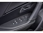 Peugeot e-2008 EV GT Pack 50 kWh | (Elektrisch) panorama-dak | Cruise adaptief | Camera | Apple Carplay/Android Auto | Lederen/alcantara bekleding | Stoel verwarming | Keyless | Digitaal dashboard | Achteruitrijcamera | Apple Carplay/Android Auto|telefoonintegratie premium | Cruise control adaptief met Stop&Go en stuurhulp