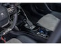 Peugeot e-2008 EV GT Pack 50 kWh | (Elektrisch) panorama-dak | Cruise adaptief | Camera | Apple Carplay/Android Auto | Lederen/alcantara bekleding | Stoel verwarming | Keyless | Digitaal dashboard | Achteruitrijcamera | Apple Carplay/Android Auto|telefoonintegratie premium | Cruise control adaptief met Stop&Go en stuurhulp