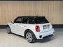 MINI Cooper 5-Deurs 1.5 Serious Business Mini 1.5 Cooper Serious Business King Cross uitvoering | JCW pakket | Camera