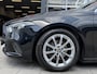 Mercedes-Benz A-klasse 180 Black Edition I Navigatie I Virtual Cockpit I Sport pakket I 1/2 Leer I LED I PDC I Dealer onderhouden