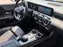 Mercedes-Benz A-klasse 180 Black Edition I Navigatie I Virtual Cockpit I Sport pakket I 1/2 Leer I LED I PDC I Dealer onderhouden