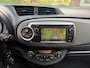Toyota Yaris 1.3 VVT-i Aspiration /5 deurs / navigatie/camera/ 1e eig./ climate / cruise /etc. / NAP 139900 km./ APK tot 07/2027 /