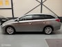 Toyota Auris Touring Sports 1.8 Hybrid Lease
