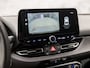 Hyundai i30 Wagon 1.0 T-GDi MHEV Comfort Smart Automaat (APPLE CARPLAY, 1e EIGENAAR, GROOT NAVI, CAMERA, CLIMATE, SPORTSTOELEN, GETINT GLAS, CRUISE, NIEUWE APK, NIEUWSTAAT)