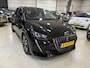 Peugeot 208 1.2 Allure 5 Drs Navigatie PDC Apple Android  ECC Airco