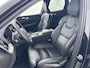 Volvo XC60 B5 Inscription | 19" | Elektr. verst. Stoelen | Trekhaak | Parkeercamera | Adaptieve Cruise | Keyless | Standkachel | Stoel/Stuurverwarming