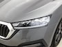 Skoda Octavia Combi 1.0 e-TSI Business Edition | AUTOMAAT | VIRTUAL COCKPIT | NAVIGATIE | CLIMATE CONTROL | PARKEERSENSOREN VOOR EN ACHTER | APPLE CARPLAY - ANDROID AUTO |