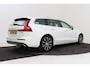 Volvo V60 2.0 T8 Twin Engine AWD Inscription | Panoramadak | CarPlay | Stoelventilatie & Verwarming | Memory | Pilot assist | PDC