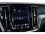 Volvo V60 2.0 T8 Twin Engine AWD Inscription | Panoramadak | CarPlay | Stoelventilatie & Verwarming | Memory | Pilot assist | PDC