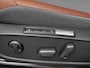 Volkswagen ID.4 Max 77 kWh / SOH 90% / Pano / Camera / Parkeersensoren V+A / Lichtmetaal 20 inch / Warmtepomp / Zwenkbare trekhaak / **