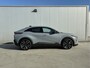 Toyota C-HR / C-HR+ First Edition 77 kWh | Warmtepomp | Achteruitrijcamera | Navigatie | Cruise control adaptief