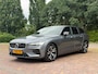 Volvo V60 2.0 T8 390PK AWD R-Design, Pano, Trekhaak, HUD, H&K, Camera