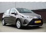 Toyota Yaris 1.0 VVT-i Comfort/2e Eigenaar/All-season/NL Auto!