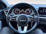 Kia Ceed Sportswagon 1.5 T-GDi DynamicLine 140 PK | Cruise Control Adaptief | Camera | Carplay | Navi | LM Velgen | 140 PK | Fabrieksgarantie 19-8-2031 +3x 1 jaar* | NAP
