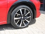 Peugeot 208 1.2 PureTech GT Pack | Stoel verwarming / Suede bekleding / Pano