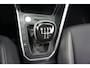 Volkswagen Taigo 1.0 TSI 95pk Life | Trekhaak | Achteruitrijcamera | Stoelverwarming | Keyless