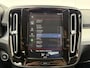 Volvo XC40 1.5 T3 Momentum Pro / Trekhaak ( 1600 kg ) / Navigatiesysteem full map + hard disk / Airco (automatisch) /