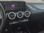 Mercedes-Benz GLA 200 Business Solution AMG | Elektrische inklapbare trekhaak | Stoelverwarming | Elektrische achterklep | Keyless entry en start | LMV 19 Inch | Full led