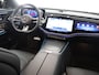 Mercedes-Benz E-klasse Estate 300 e AMG Night | Superscreen | Rijassistentiepakket | Panoramadak | Premium pakket | Leder pakket |