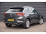 Volkswagen T-Roc 1.0 TSI Style - TREKHAAK -  CARPLAY - CAMERA - 38820 KM NAP -