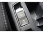 Volkswagen T-Roc 1.0 TSI Style - TREKHAAK -  CARPLAY - CAMERA - 38820 KM NAP -