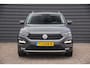 Volkswagen T-Roc 1.0 TSI Style - TREKHAAK -  CARPLAY - CAMERA - 38820 KM NAP -