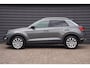 Volkswagen T-Roc 1.0 TSI Style - TREKHAAK -  CARPLAY - CAMERA - 38820 KM NAP -