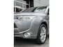 Mitsubishi Outlander 2.0 PHEV Hybride Instyle -Automaat I Navigatie I Schuifdak I Airco I Xenon I PDC I Trekhaak I Dealer onderh.