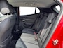Peugeot e-2008 EV Allure Pack 50 kWh | Stoelverwarming | Cruise | Camera