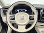 Volvo XC60 T6 Plus Dark | 19" Allseason | Adaptieve Cruise | Panoramadak | Elektr. verst. Stoelen | Keykess | Stoel/Stuur/Achterbankverwarming |