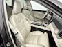 Volvo XC60 T6 Plus Dark | 19" Allseason | Adaptieve Cruise | Panoramadak | Elektr. verst. Stoelen | Keykess | Stoel/Stuur/Achterbankverwarming |