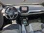 Volkswagen ID.4 Pure 52 kWh 170PK · SOH 92.3% · Panoramadak · Apple/Android Car Play · Camera + Parkeersensoren ·