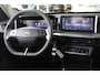 Opel Frontera Extended range Electric GS 54 kWh | Tot 8 jaar garantie | SOH 98% | Stoel & Stuurverwarming | Navigatie | Dode-hoekdetectie |