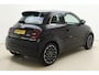 Fiat 500 Icon 42 kWh | DEMO | Panoramadak | Achteruitrijcamera | Apple Carplay/Android Auto | Climate control | Stoelverwarming | Lichtmetalen velgen | Parkeersensoren