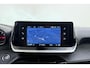 Peugeot 2008 1.2 PureTech Allure Pack Dealer Onderhouden l 1e Eigenaar! l Climate Control l Apple Carplay & Android Auto l Camera l Navigatie Full-Map l DAB l Bluetooth l Lichtmetalen Velgen l PDC l LED l
