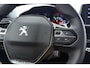 Peugeot 2008 1.2 PureTech Allure Pack Dealer Onderhouden l 1e Eigenaar! l Climate Control l Apple Carplay & Android Auto l Camera l Navigatie Full-Map l DAB l Bluetooth l Lichtmetalen Velgen l PDC l LED l
