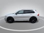 Volkswagen Tiguan 1.4TSIeHybrid 180kW/245PK R-Line Black Style · Panoramadak · Trekhaak · 360°Camera + Parkeersensoren ·