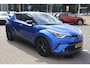 Toyota C-HR / C-HR+ 1.8 HYBRID BI-TONE BLISS LEDER STOELVERW. JBL-AUDIO LED-PAKKET 18"LMV KEYLESS P-SENSOREN DEALERONDERHOUDEN