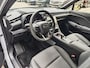 Lexus LBX Business Line 2WD | Sensoren v/a | Blind Spot | Stoelverwarming | Android Auto