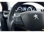 Peugeot 2008 1.2 PureTech Allure | 130PK | AUTOMAAT | Trekhaak | Unieke km-stand | Navigatie | Parkeercamera | Panorama Dak | Apple Carplay & Android Auto |